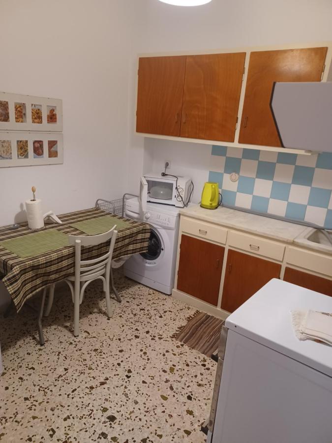 Seaside Family Apartment Loutraki Εξωτερικό φωτογραφία